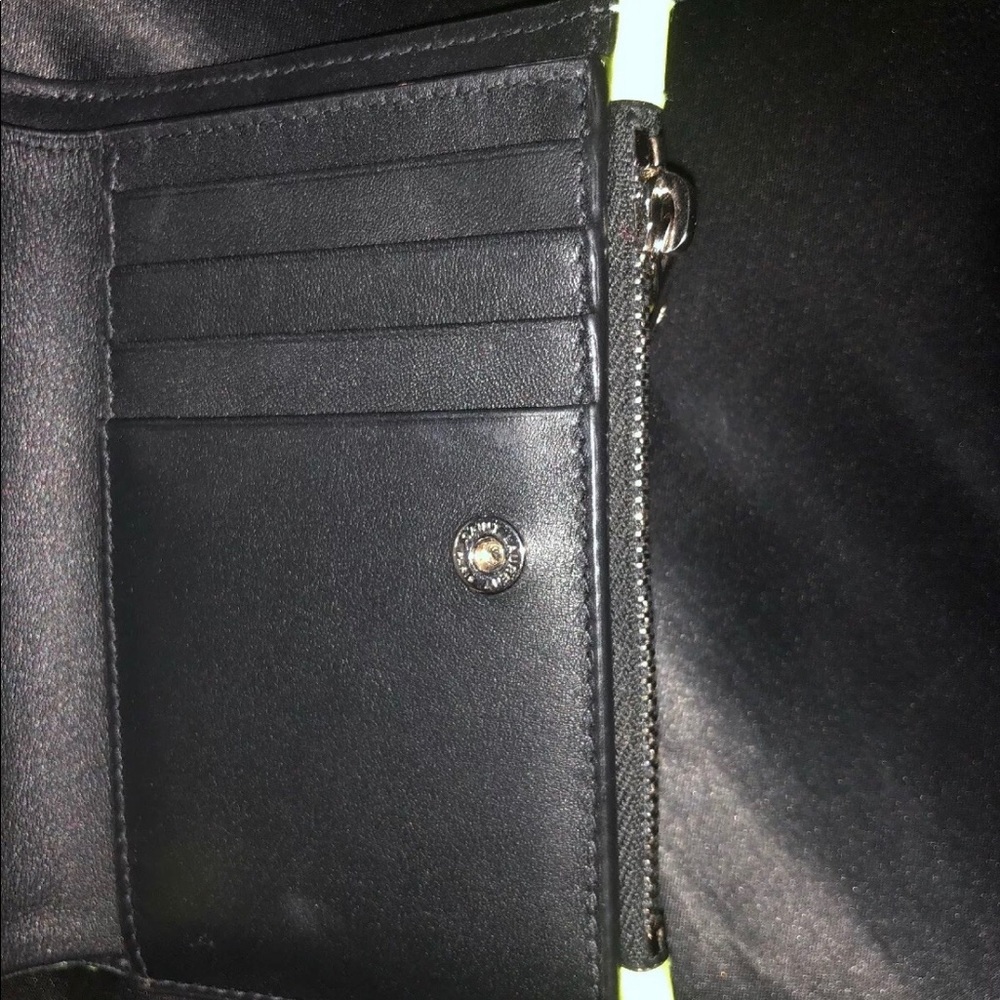 MONOGRAM ZIPPERED WALLET IN GRAIN DE POUDRE - Picture 5 of 8